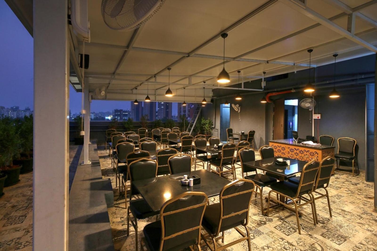 Magnus Fortune House Business Hotel , Magarpatta Mundhva Zewnętrze zdjęcie