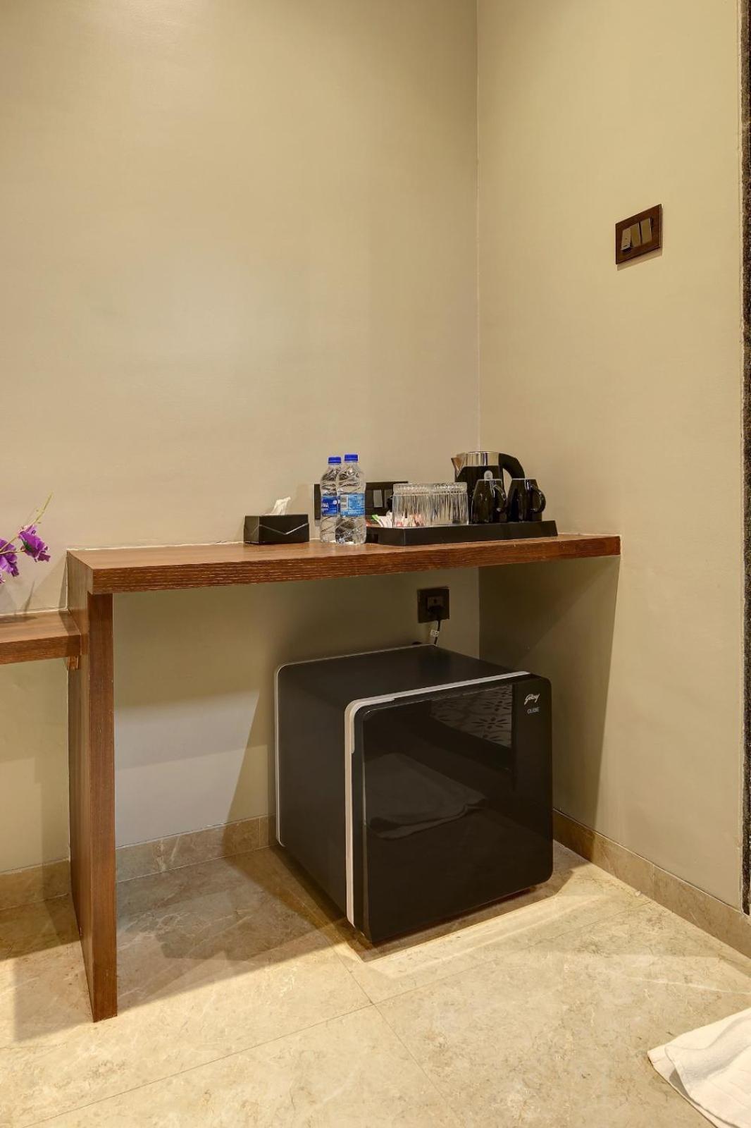 Magnus Fortune House Business Hotel , Magarpatta Mundhva Zewnętrze zdjęcie