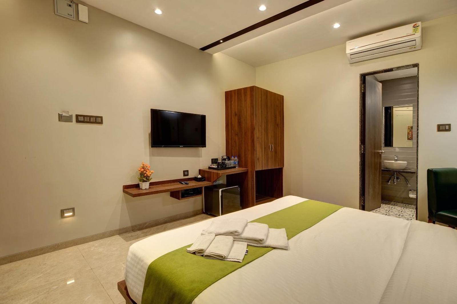 Magnus Fortune House Business Hotel , Magarpatta Mundhva Zewnętrze zdjęcie