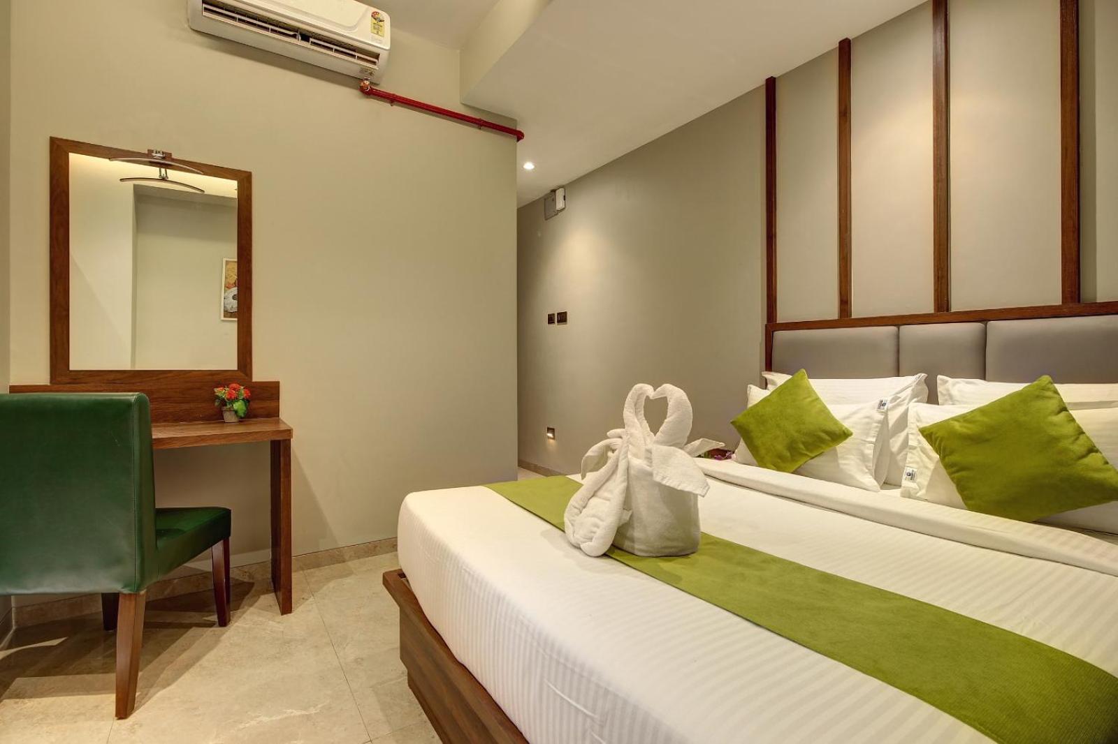 Magnus Fortune House Business Hotel , Magarpatta Mundhva Zewnętrze zdjęcie